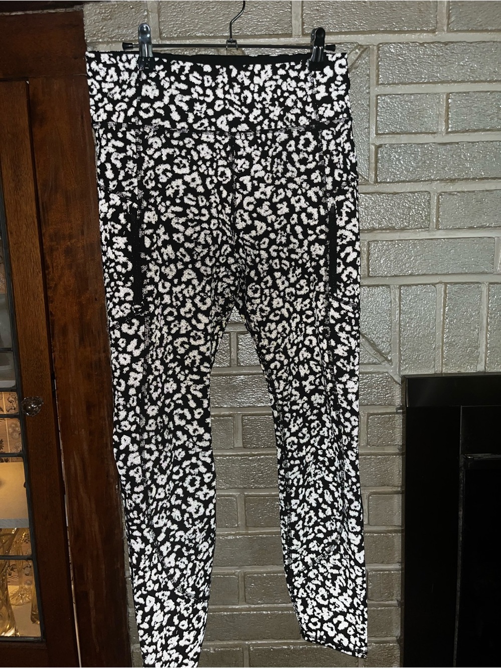Athleta Reflective Cool Weather Running Tights.  Black and Gray Leopard Print.